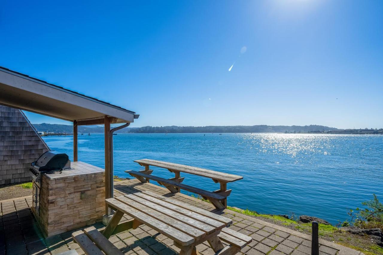Beautiful Briny Retreat Villa Newport Exterior photo