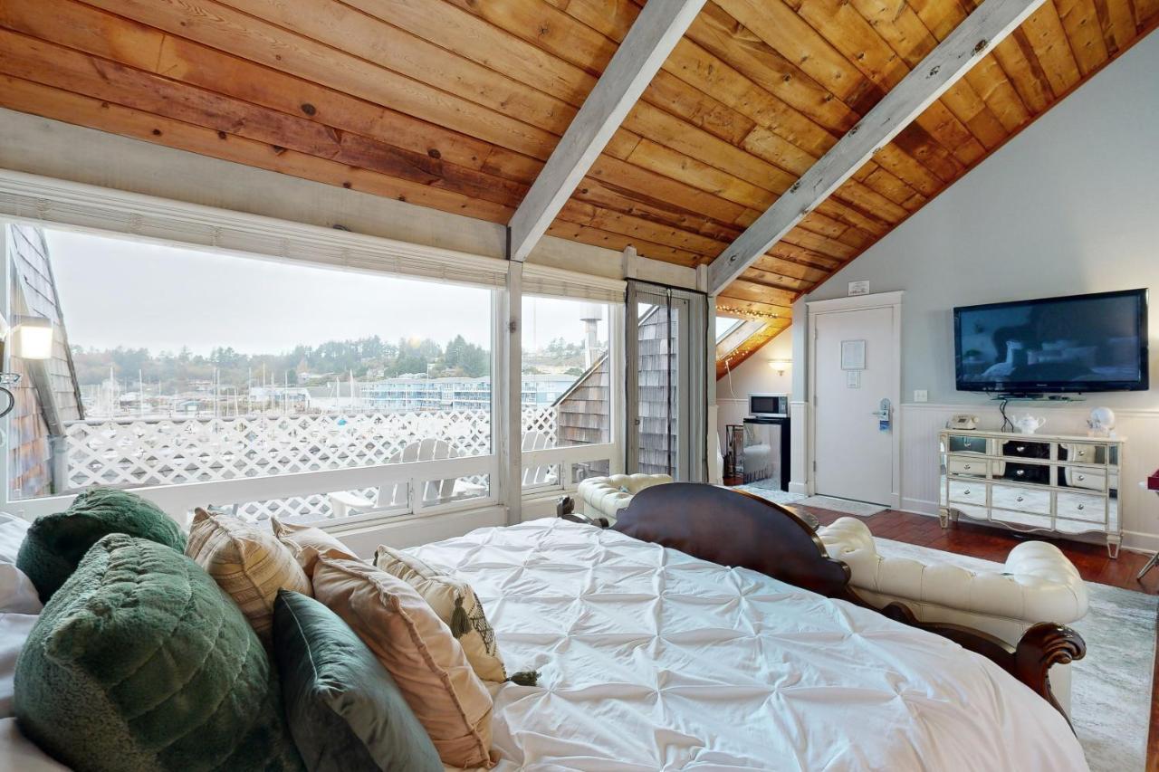 Beautiful Briny Retreat Villa Newport Exterior photo