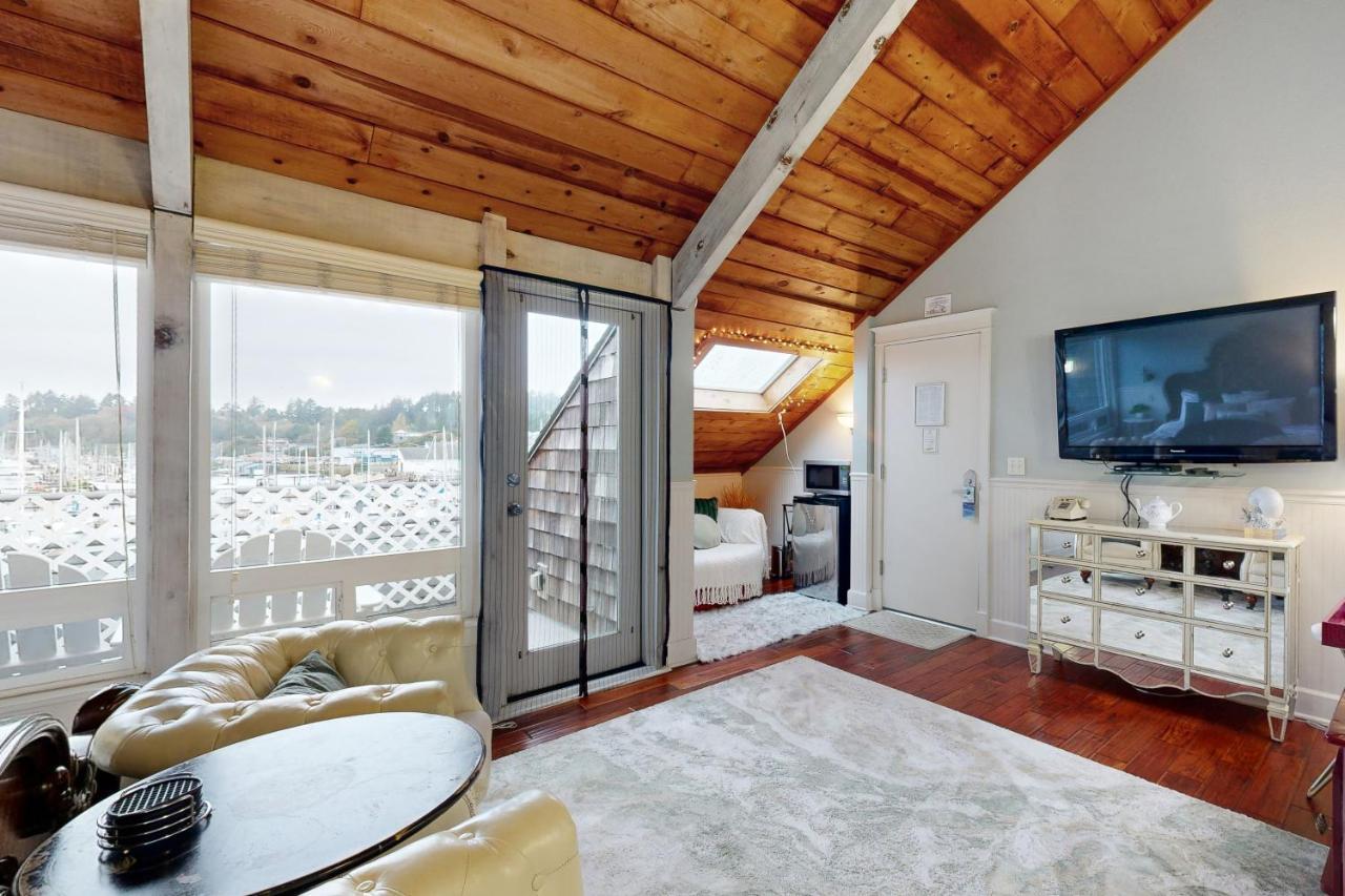 Beautiful Briny Retreat Villa Newport Exterior photo